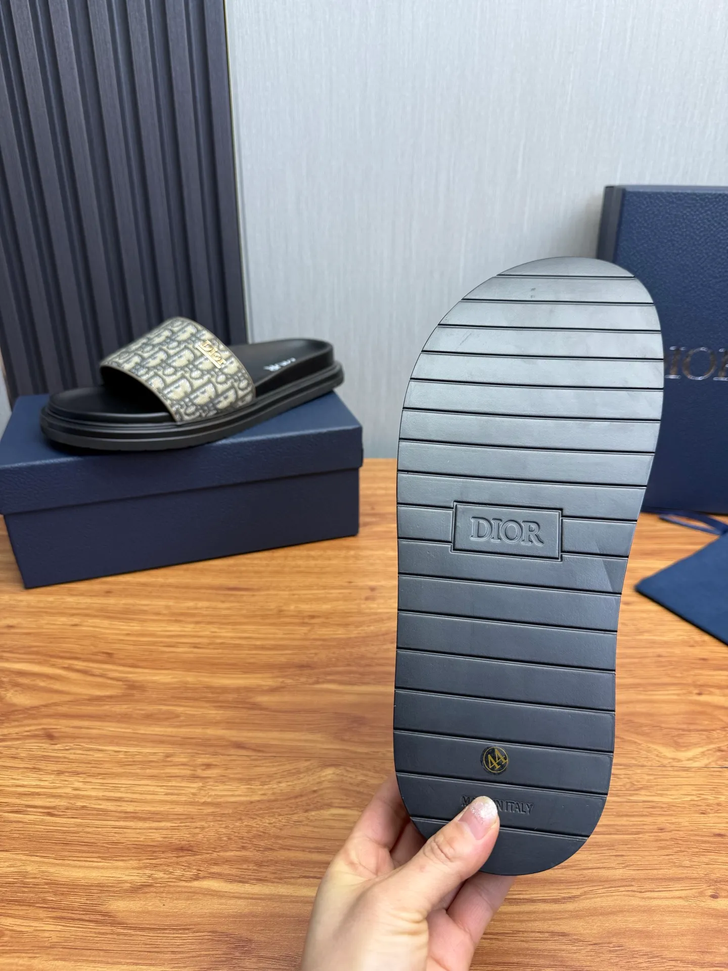 Men's shoes 260💰 Dior. Men's slippers🩴Official website 1:1 production 38-45 size 45 46 🉑️Customized original material shipped✅